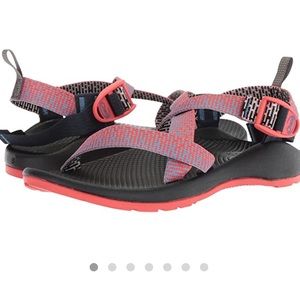 CHACO Sandals. Ecotred. Color Penny Coral.